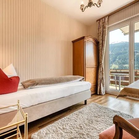 Tinabella - Bei Der Hochjochbahn - Sivretta Montafon