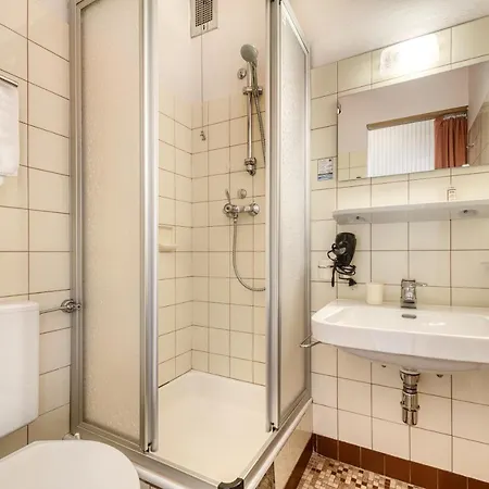 Tinabella - Bei Der Hochjochbahn - Sivretta Montafon Schruns